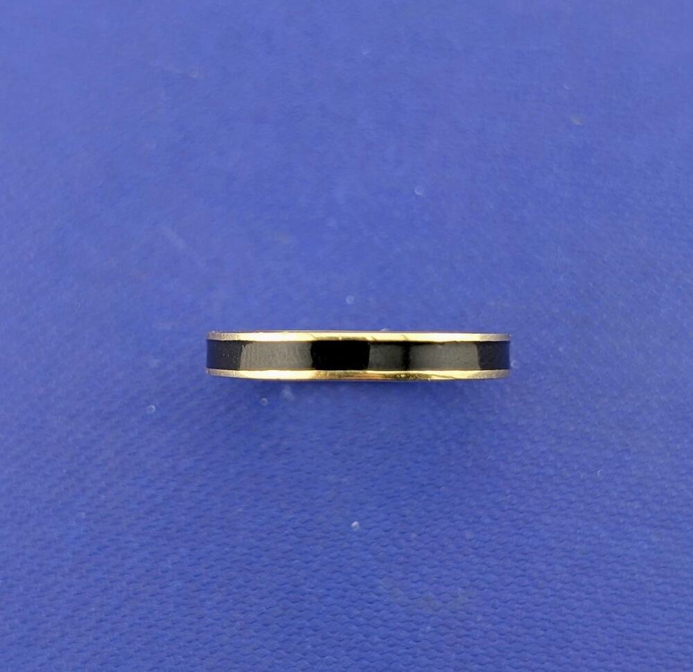18kt Yellow Gold Hidalgo Black Channel Enamel Band - 4.8g